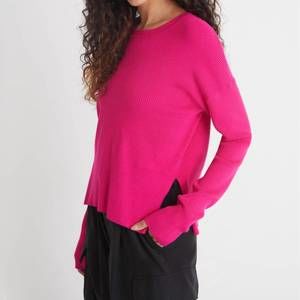 NEW 525 AMERICA nola rib crewneck sweater in fuchsia